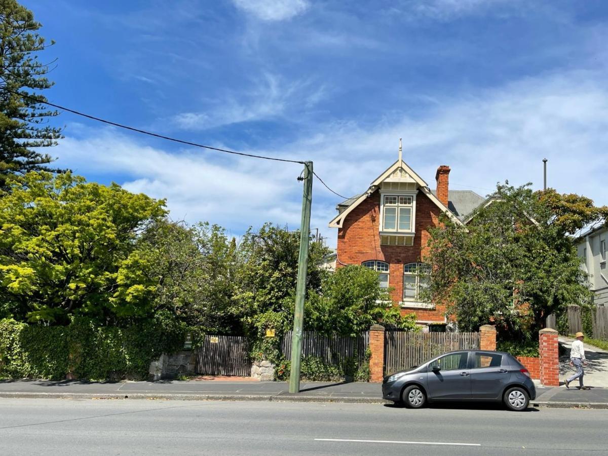 Lowena Cafe And Accommodation Hobart Exterior photo