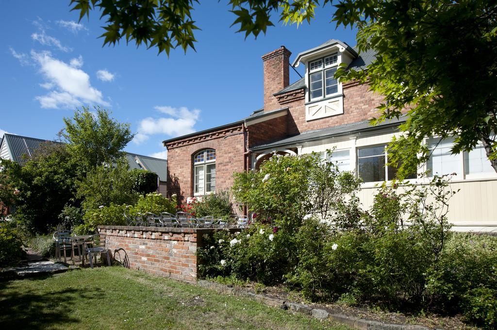 Lowena Cafe And Accommodation Hobart Exterior photo